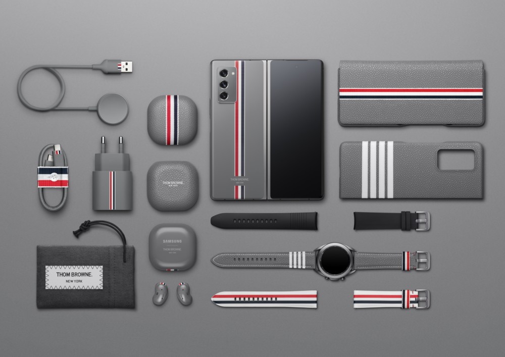 Gói phiên bản giới hạn của Samsung Galaxy Z Fold2 Thom Browne